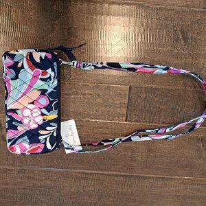 Vera Bradley RFID Wallet Crossbody Mod Paisley NWT